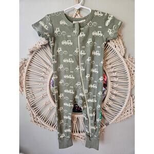 Sz 6-12mo Parade Tractor Onesie